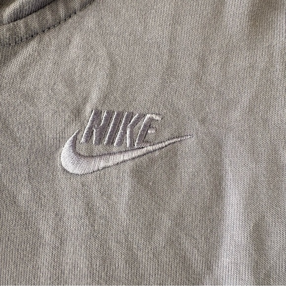 Nike Light Purple Full-Zip Hoodie - Picture 4 of 4